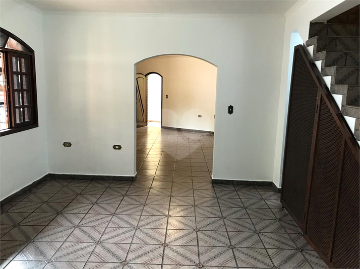 Foto REO1182118