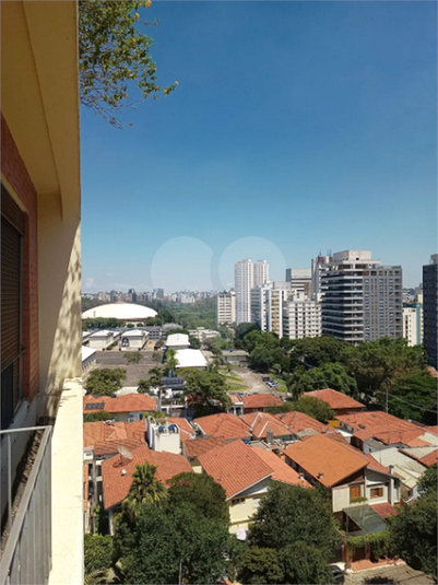 Foto REO1182140