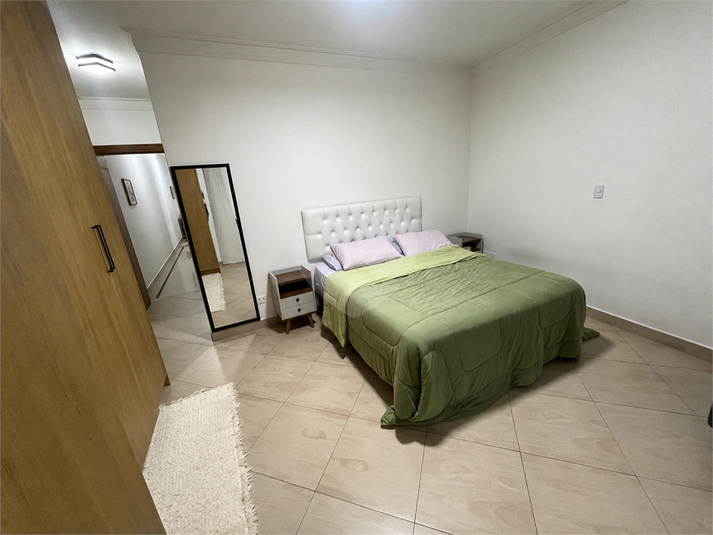 Foto REO1182154