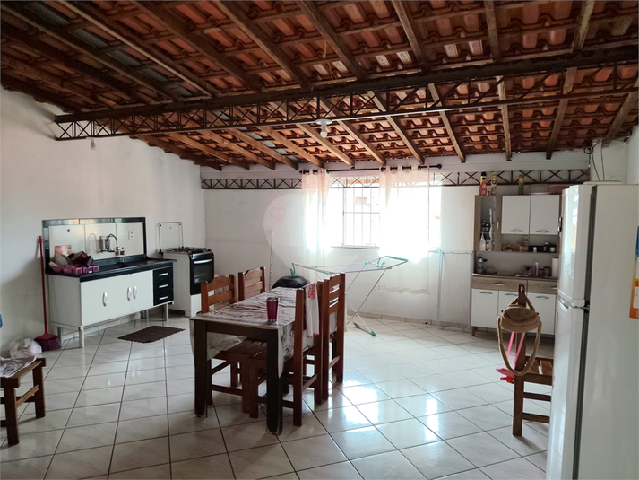 Foto REO1182162