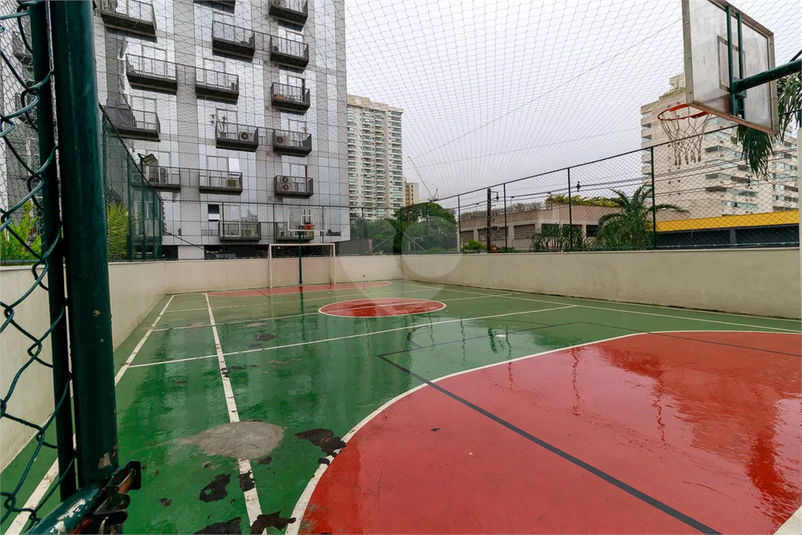 Foto REO1182175
