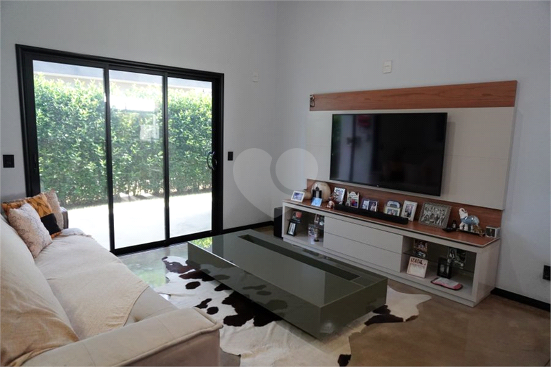 Foto REO1182195