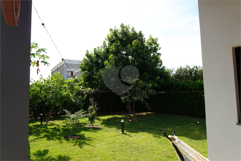 Foto REO1182195