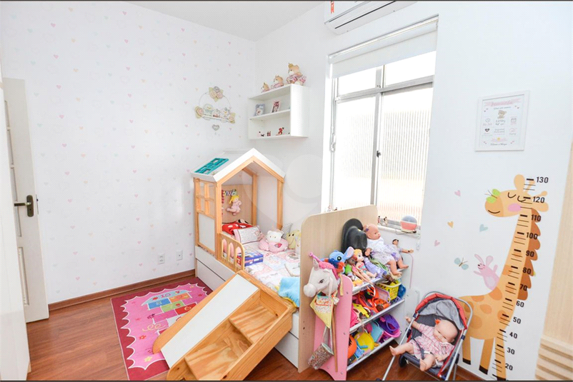 Foto REO1182197