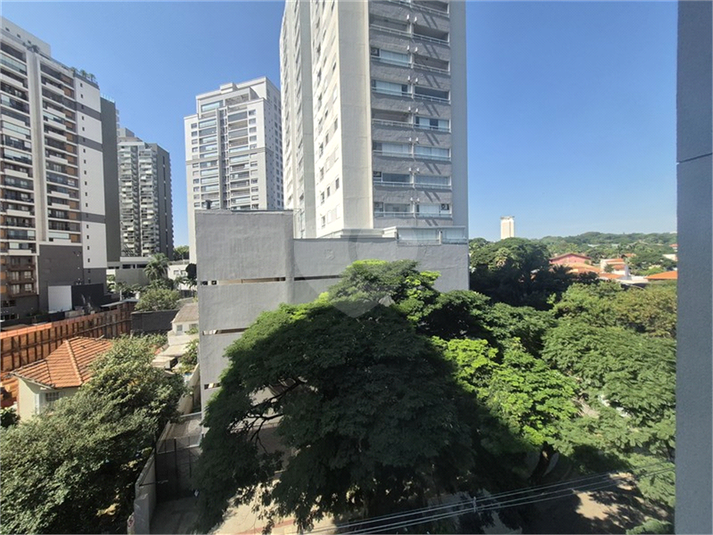 Foto REO1182242