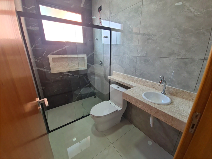 Foto REO1182243