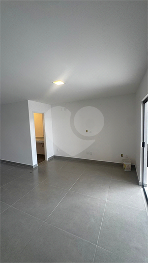 Foto REO1182244