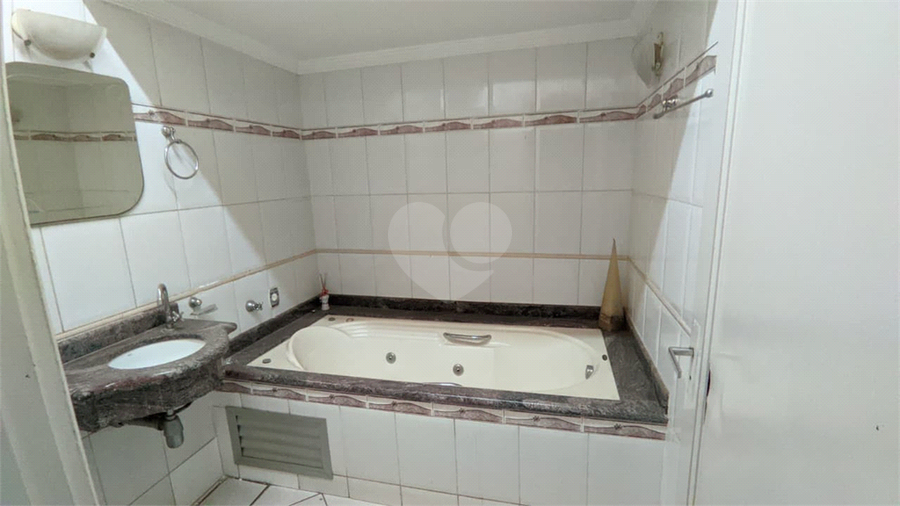 Foto REO1182245