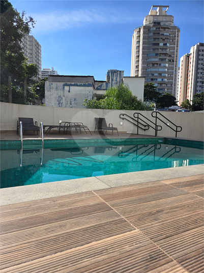 Foto REO1182247