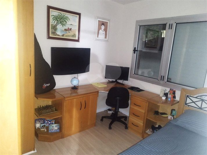 Foto REO1182248