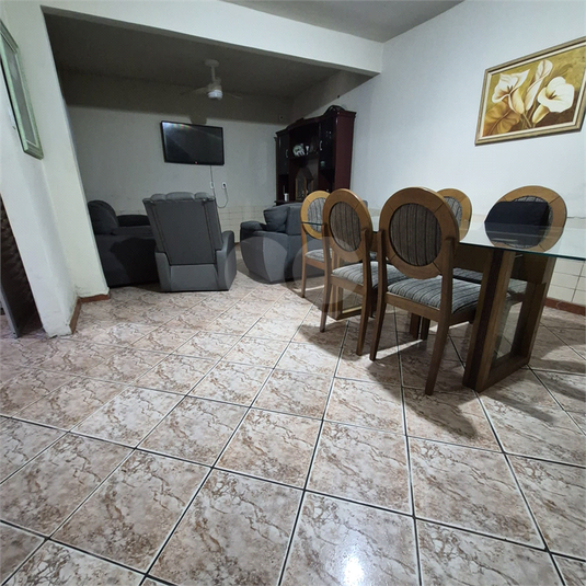 Foto REO1182254