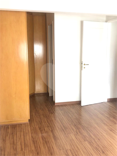 Foto REO1182300