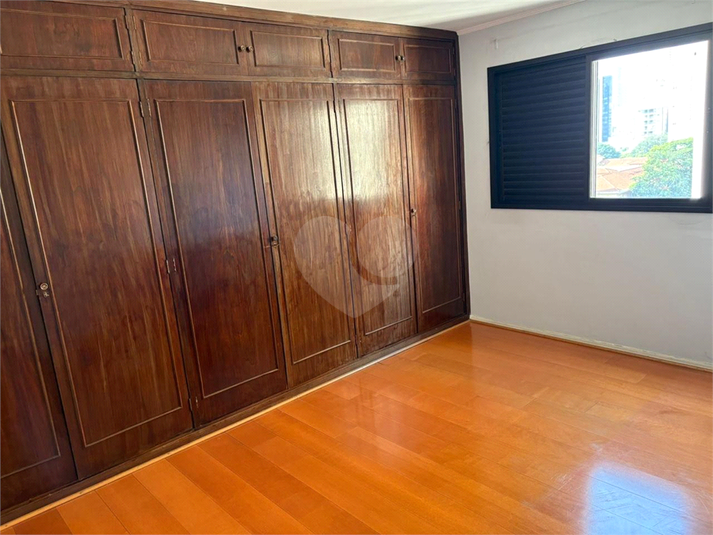 Foto REO1182344