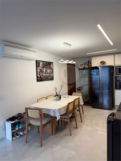 Foto REO1182348
