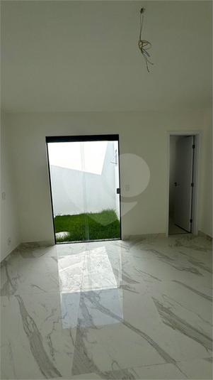Foto REO1182386