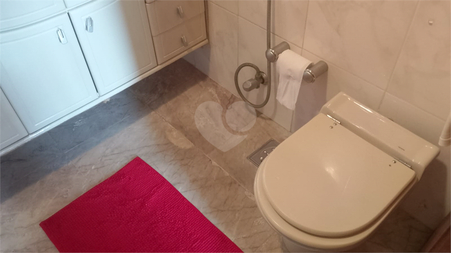 Foto REO1182422