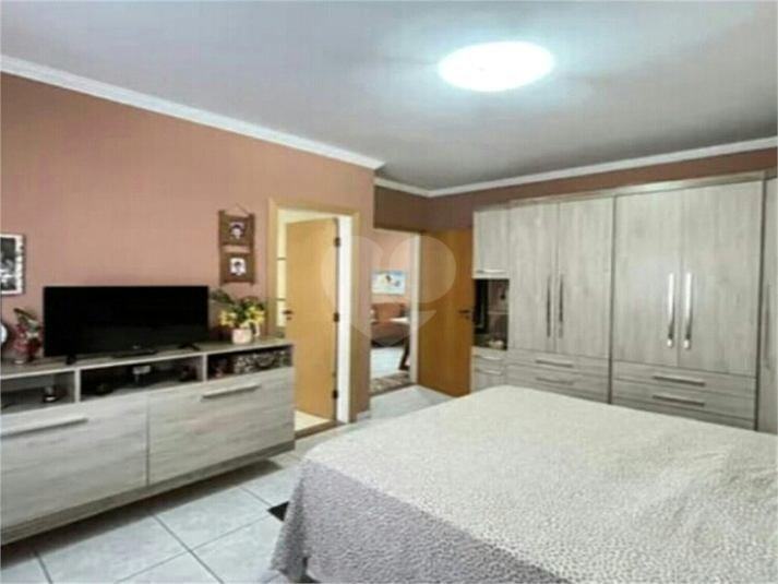 Foto REO1182440