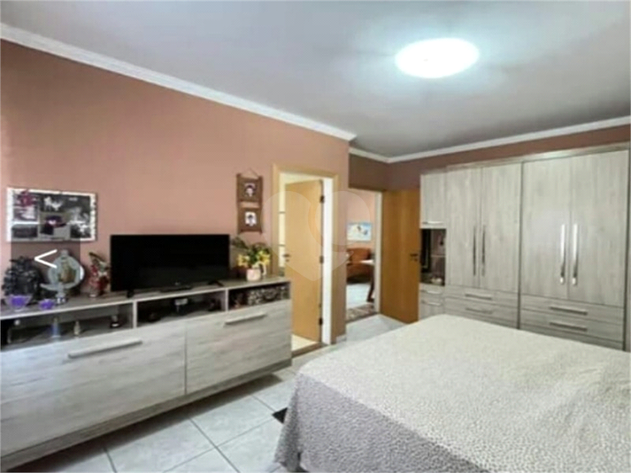 Foto REO1182440