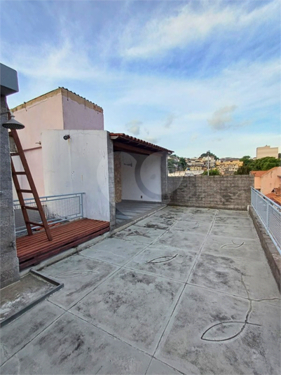 Foto REO1182441