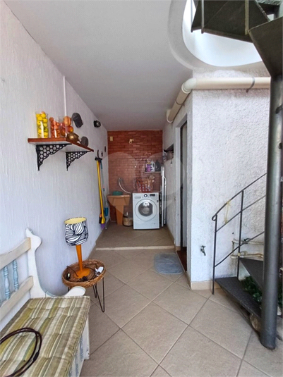Foto REO1182441