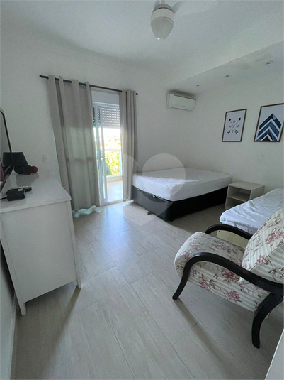 Foto REO1182449