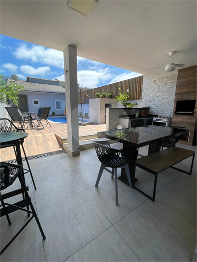 Foto REO1182449