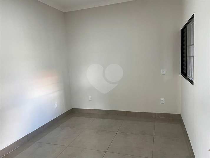 Foto REO1182472