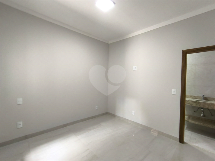 Foto REO1182491