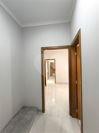 Foto REO1182491