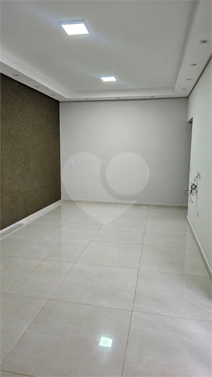 Foto REO1182500