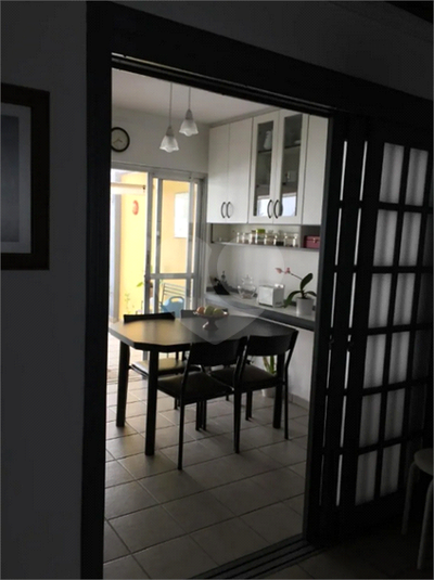Foto REO1182541