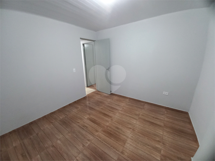 Foto REO1182546