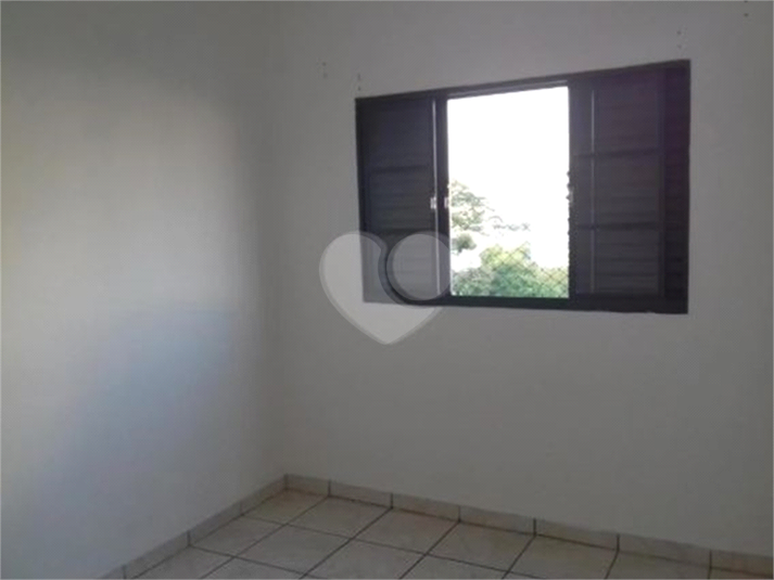 Foto REO1182561