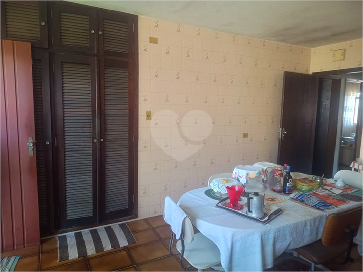 Foto REO1182578