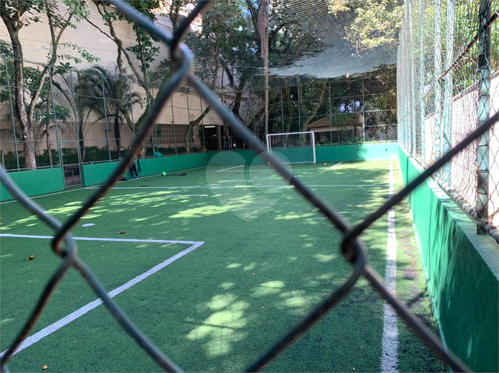 Foto REO1182590