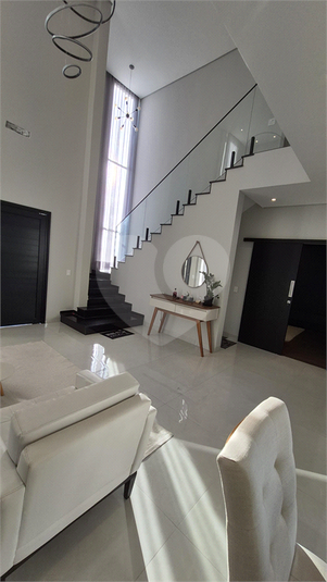 Foto REO1182597
