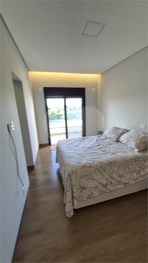 Foto REO1182597