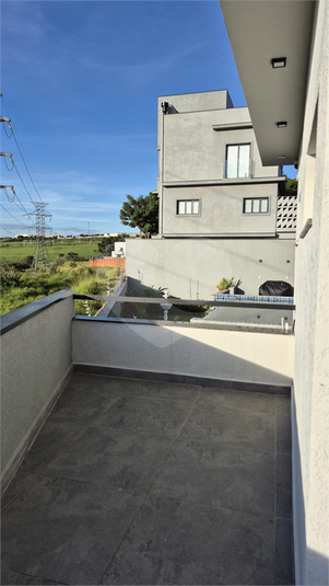 Foto REO1182597