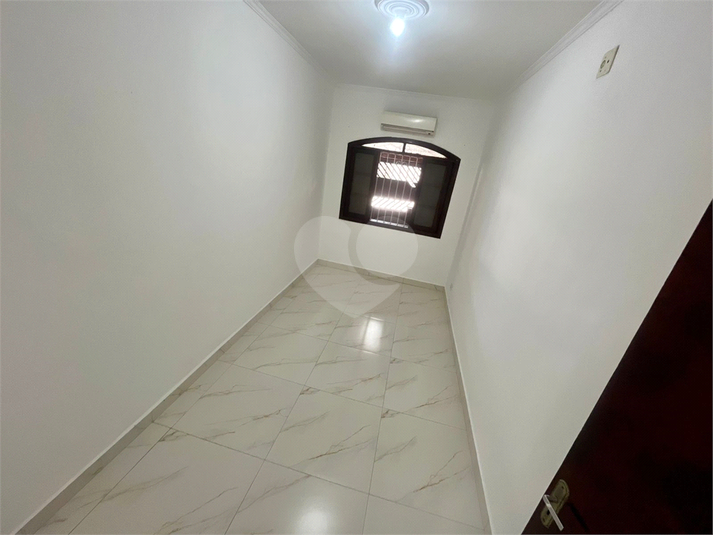 Foto REO1182603