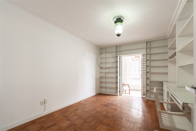 Foto REO1182616