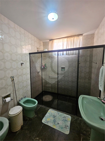 Foto REO1182641