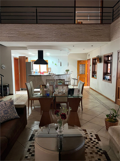 Foto REO1182725