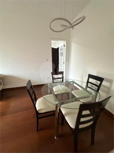Foto REO1182747