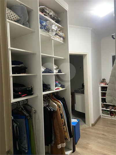 Foto REO1182761