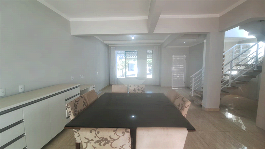 Foto REO1182762