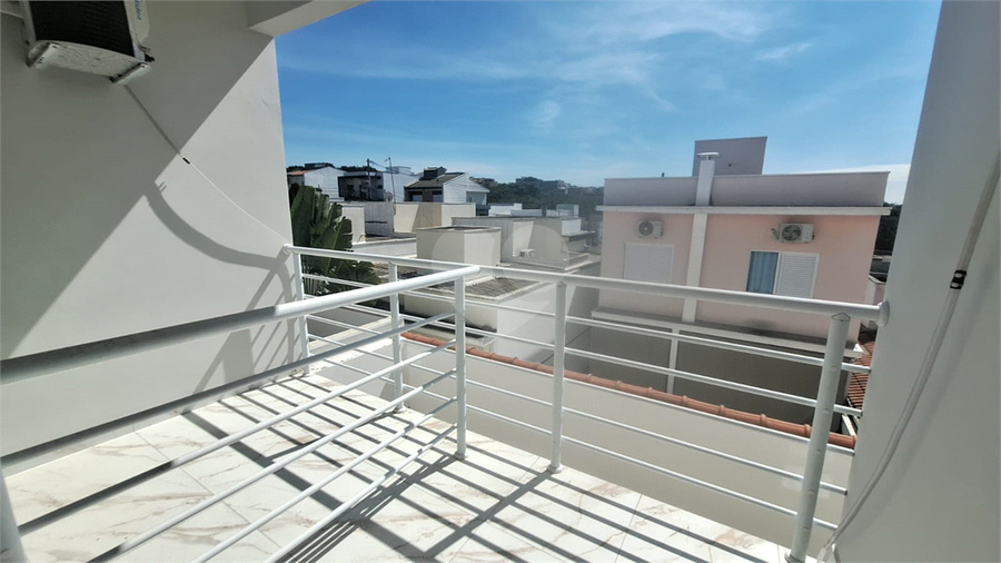 Foto REO1182762