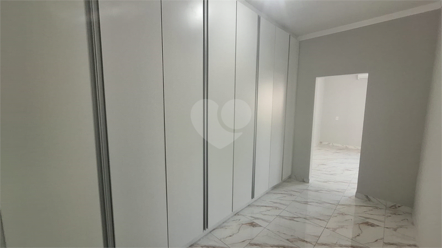 Foto REO1182762