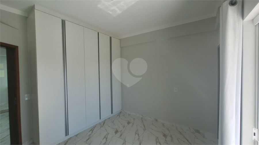 Foto REO1182762