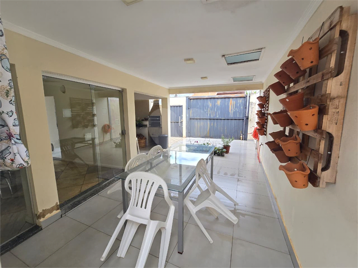 Foto REO1182770