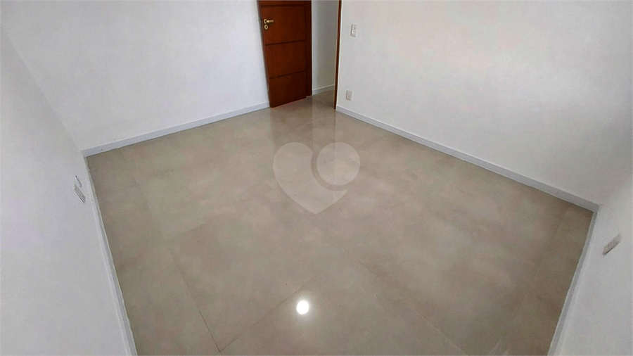 Foto REO1182831